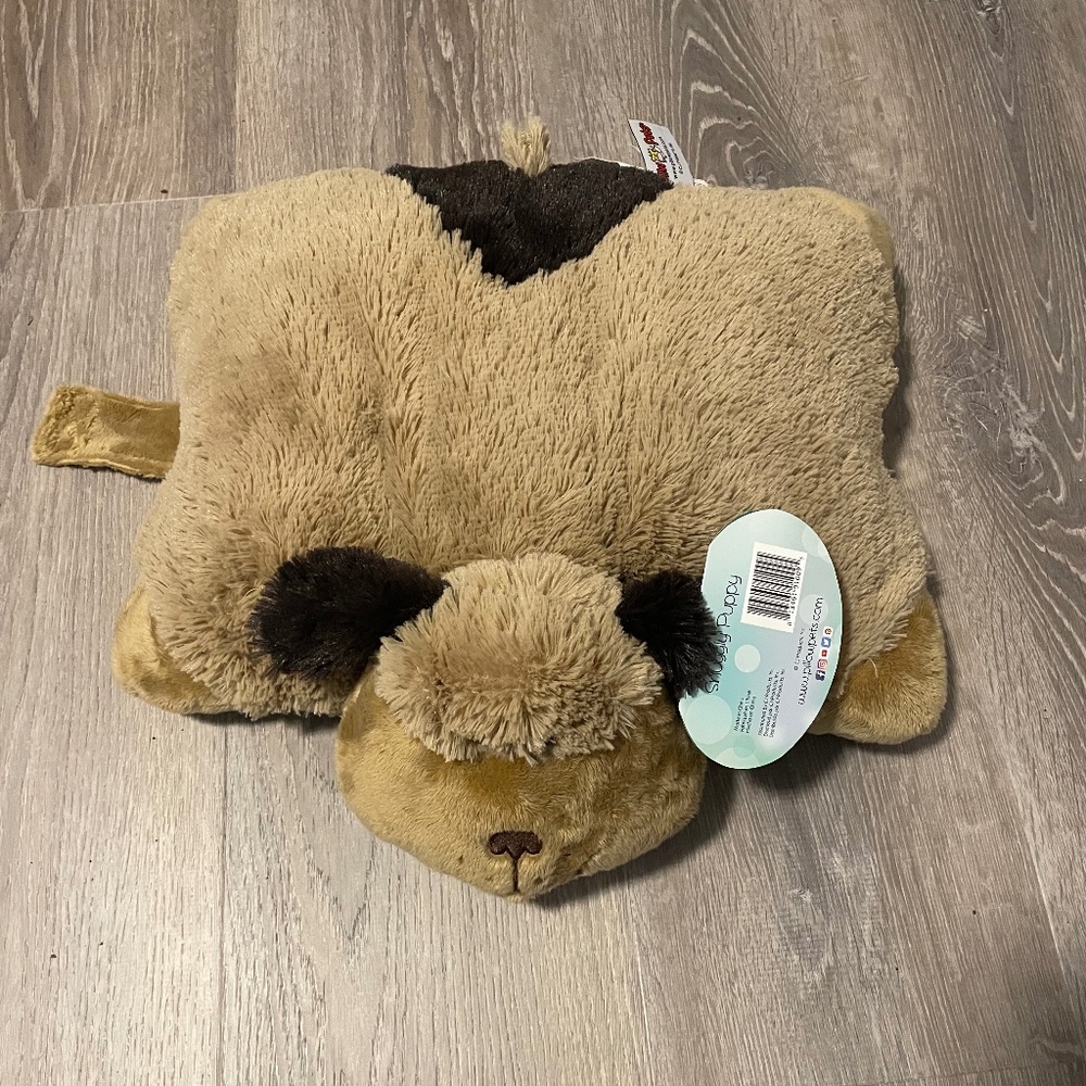 Pillow Pet  Snuggly Dog NWT